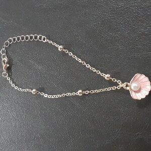 🌹 Dainty pink seashell bracelet. New.